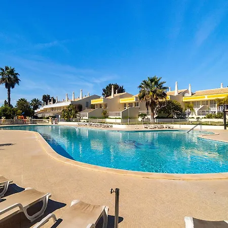 빌라 Ponta Grande - Luzia *