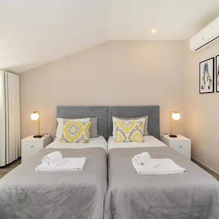 Ponta Grande - Luzia Villa Albufeira