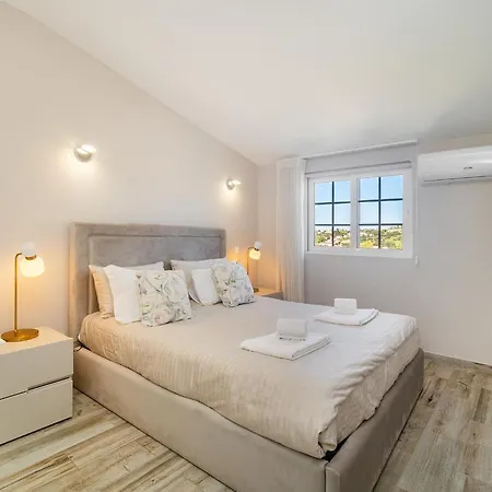 Ponta Grande - Luzia Willa *